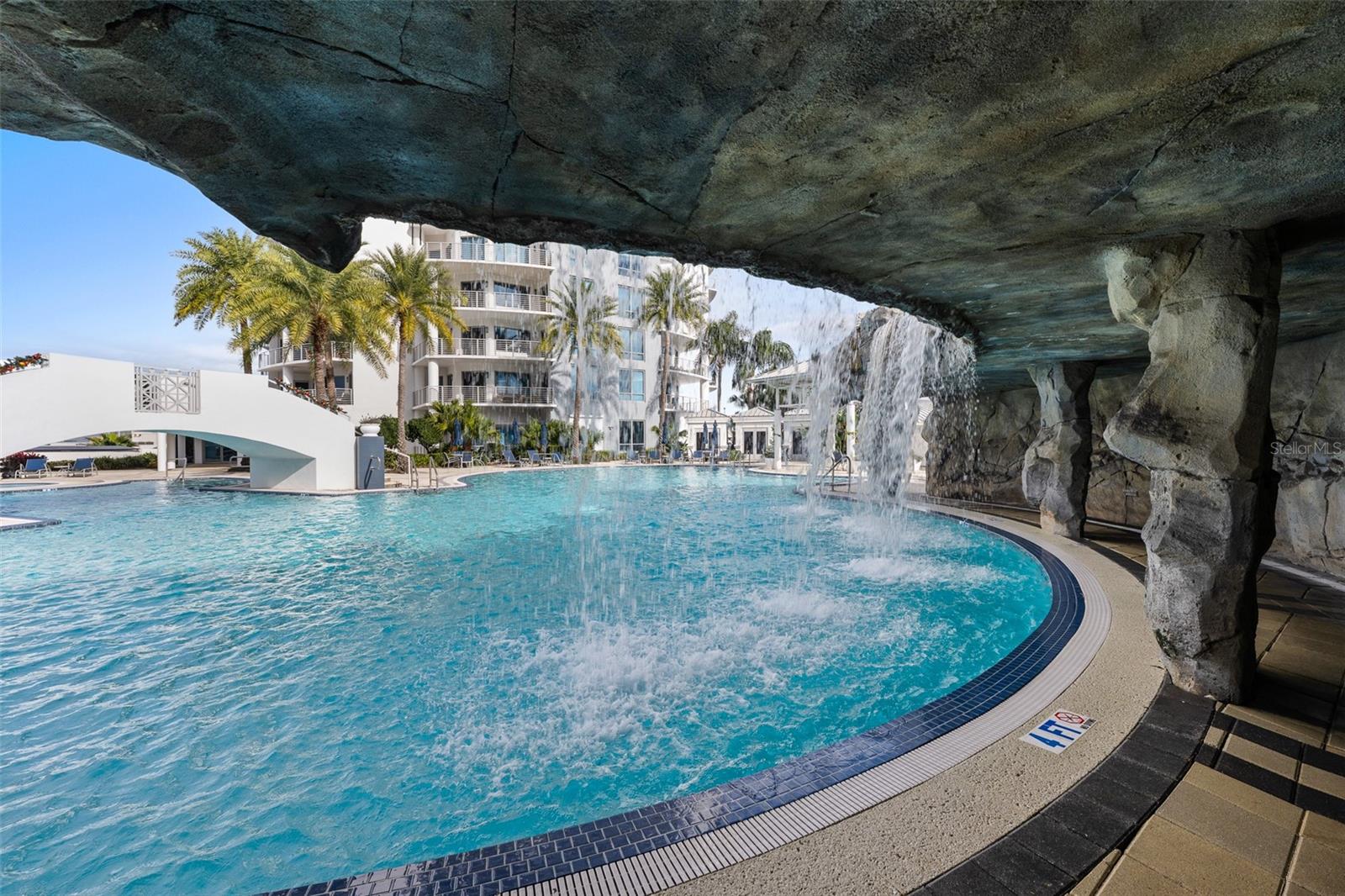 1209 E CUMBERLAND AVE #1705