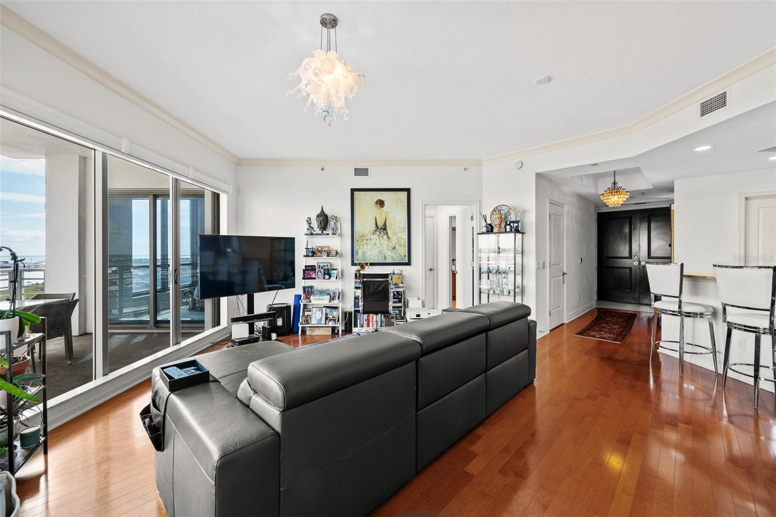 1209 E CUMBERLAND AVE #1705