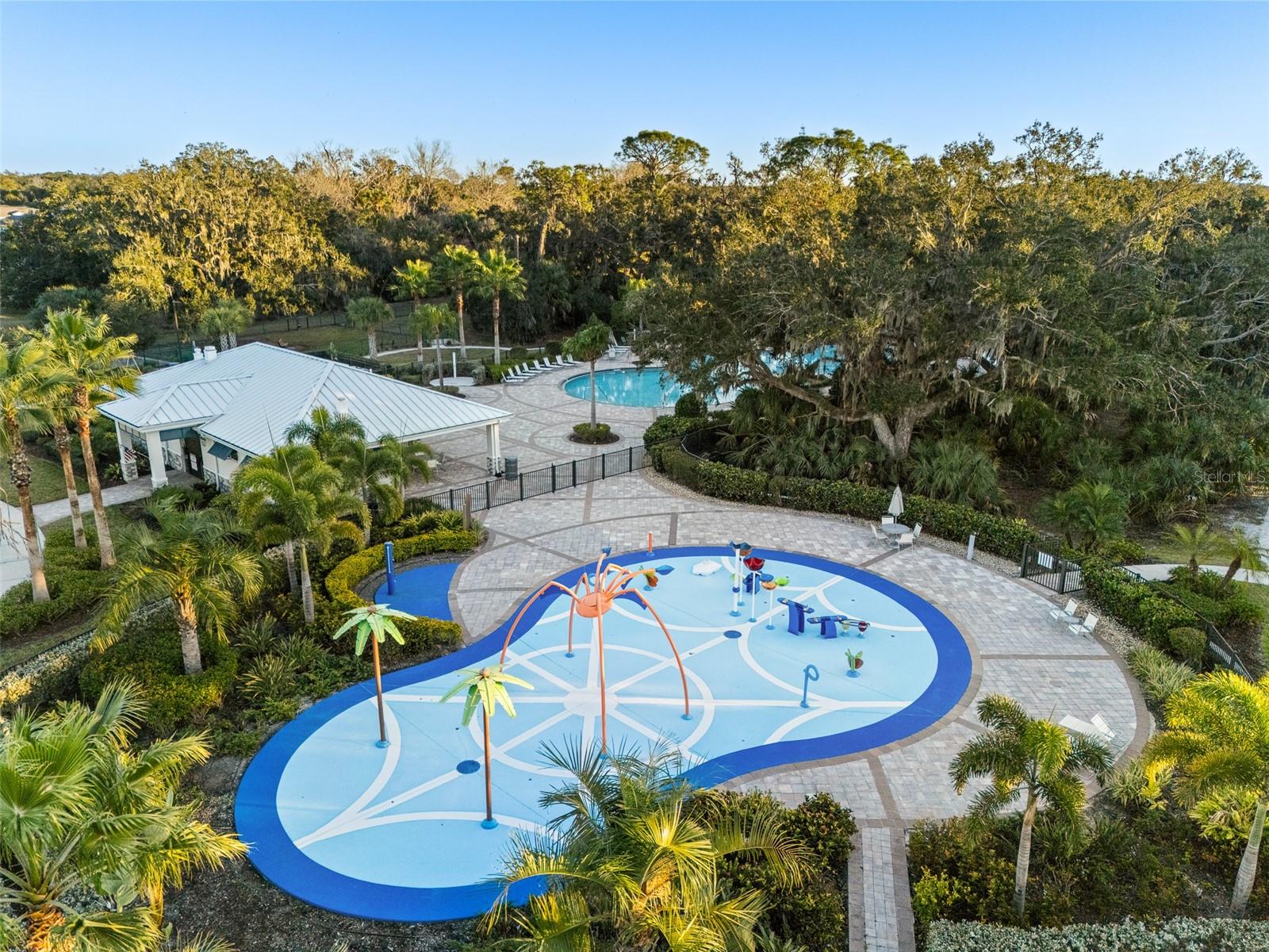 8724 STARRY NIGHT TER