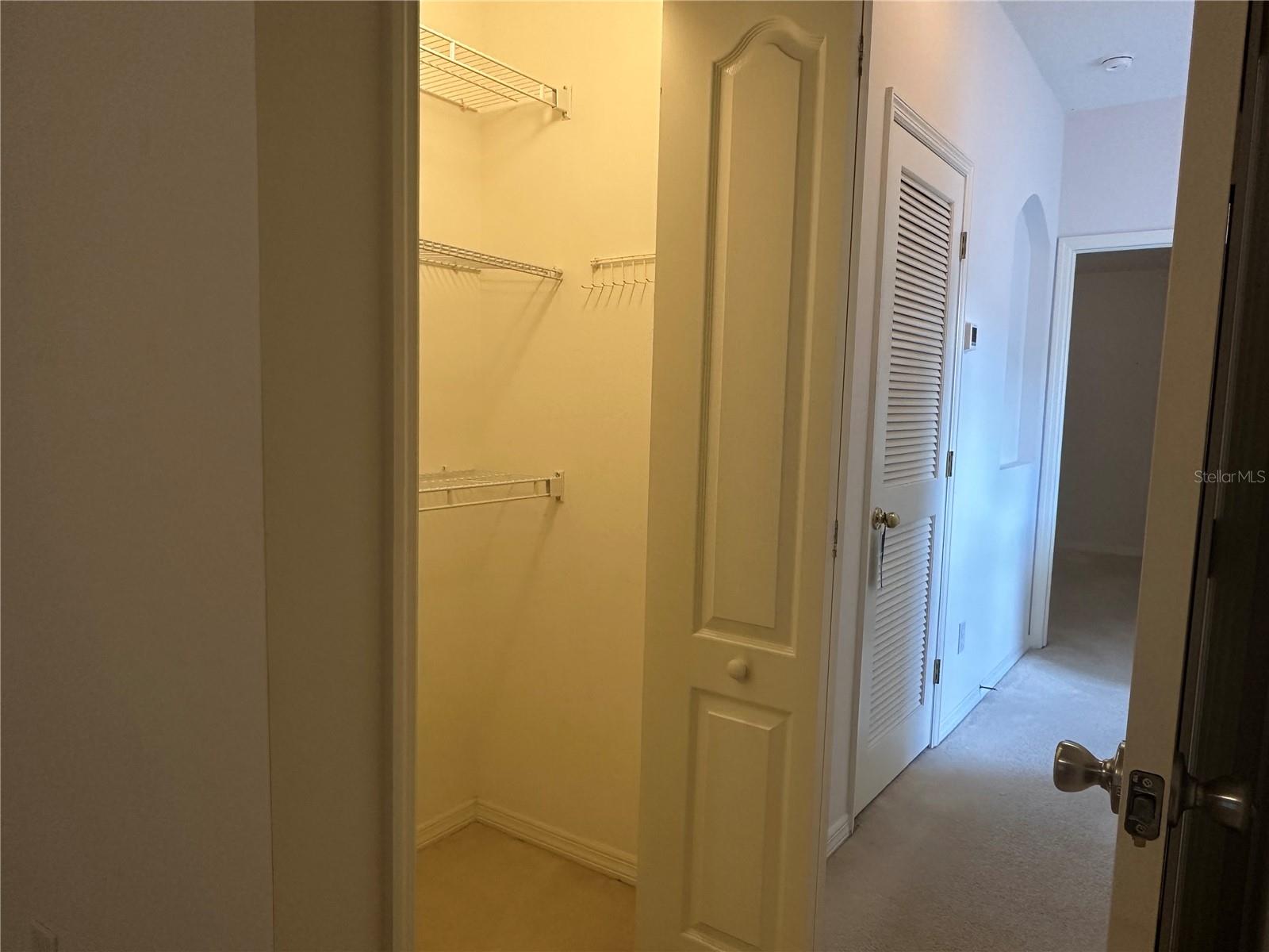 15770 FISHHAWK FALLS DR