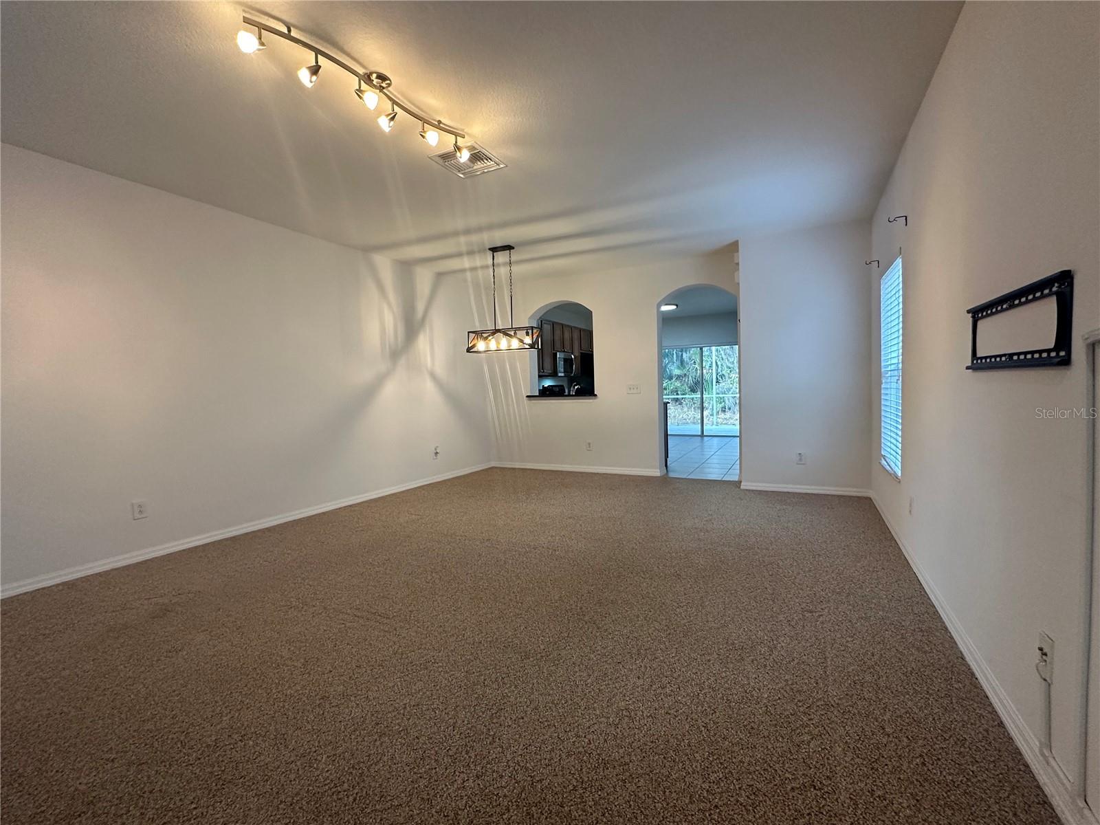 15770 FISHHAWK FALLS DR