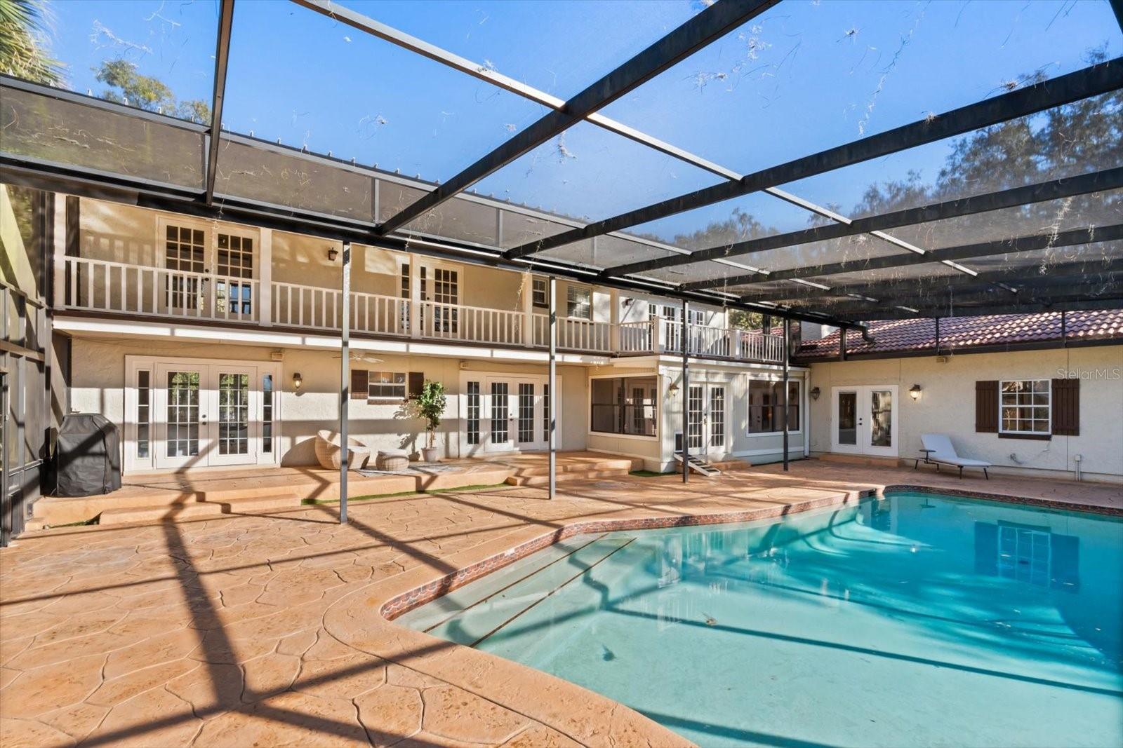 501 SWEETWATER CLUB CIR