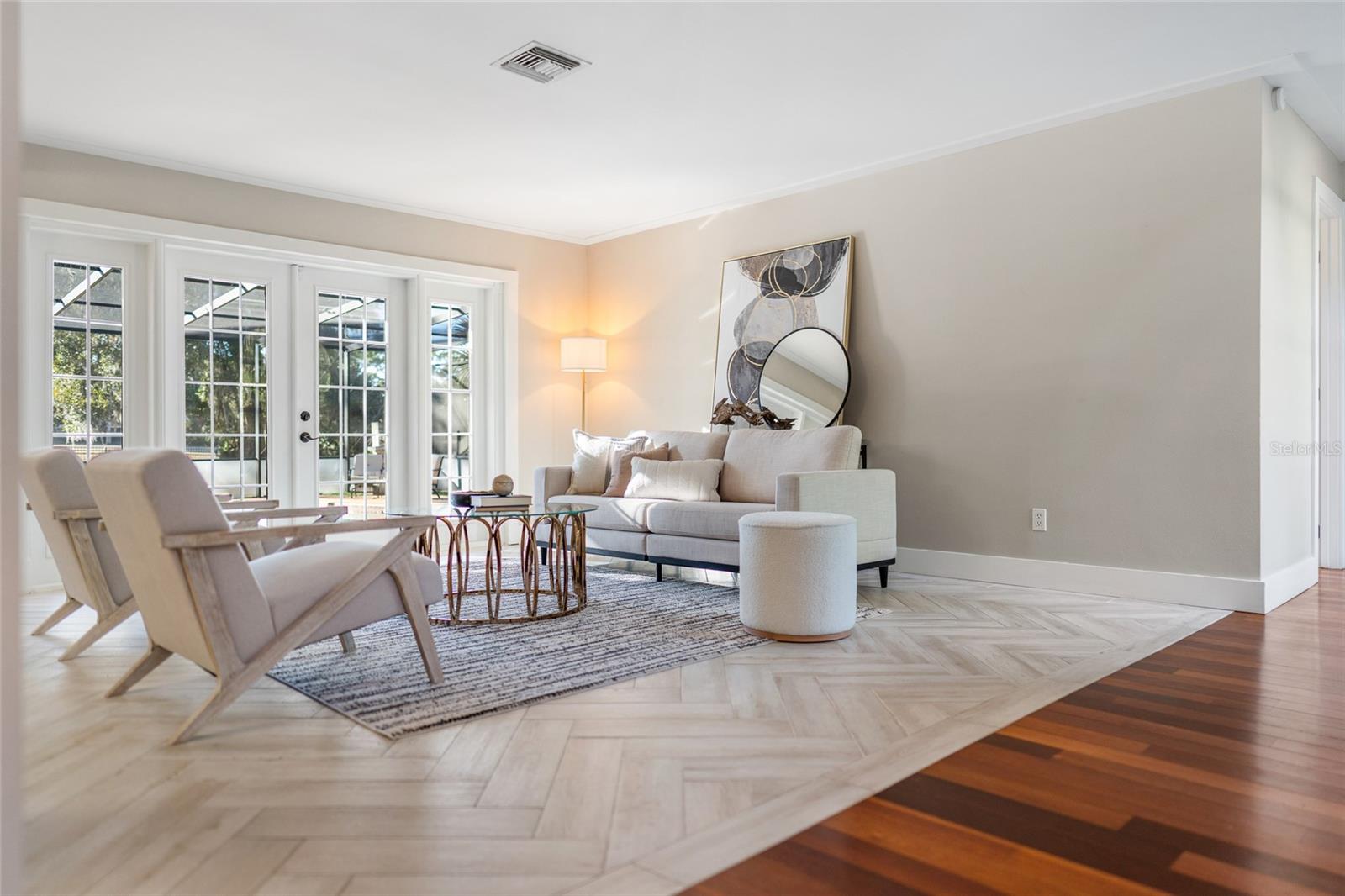 501 SWEETWATER CLUB CIR