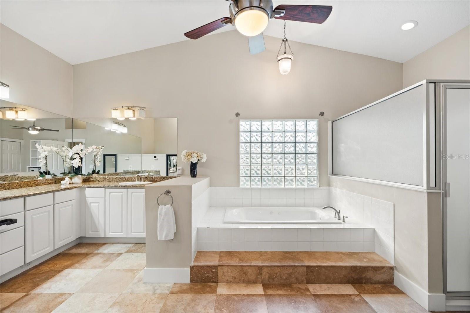 501 SWEETWATER CLUB CIR