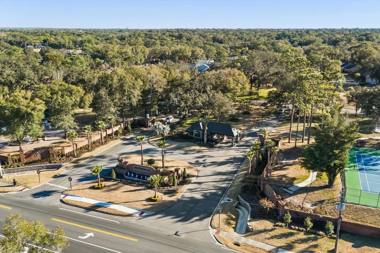 501 SWEETWATER CLUB CIR