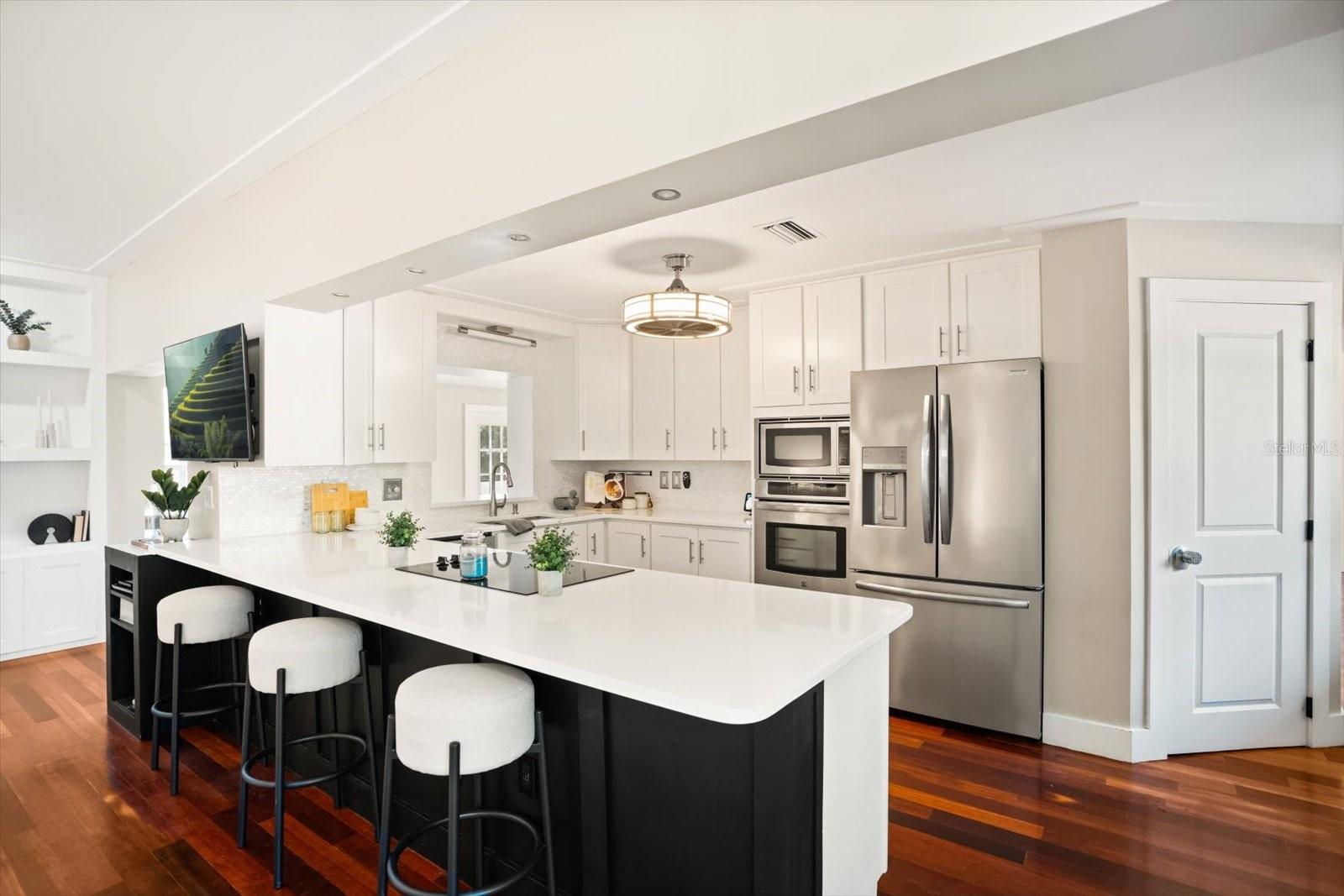 501 SWEETWATER CLUB CIR