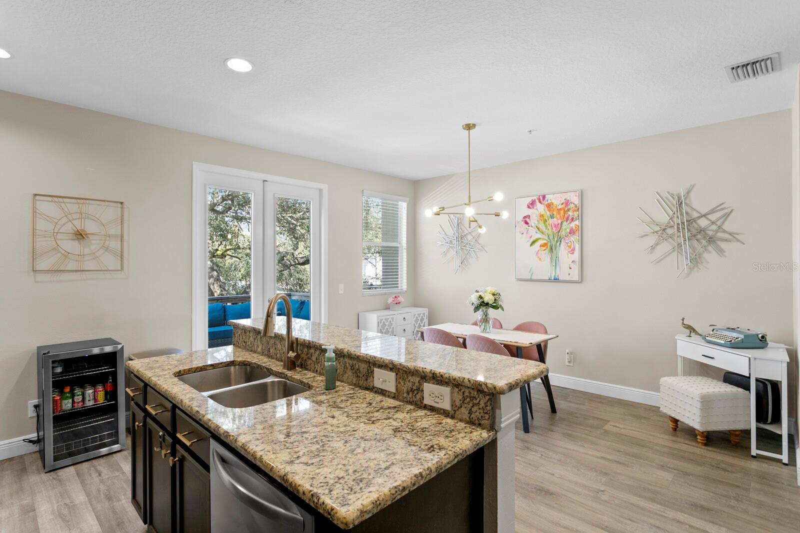 2917 BAYSHORE POINTE DR