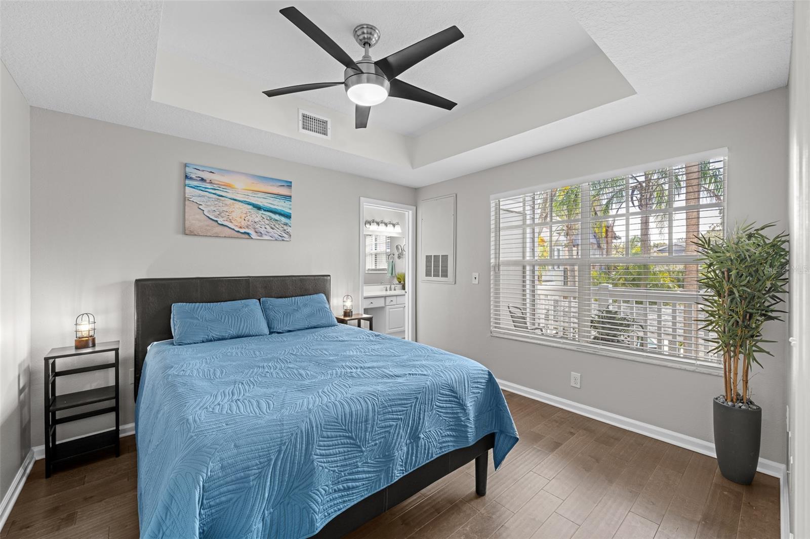 800 S DAKOTA AVE #221