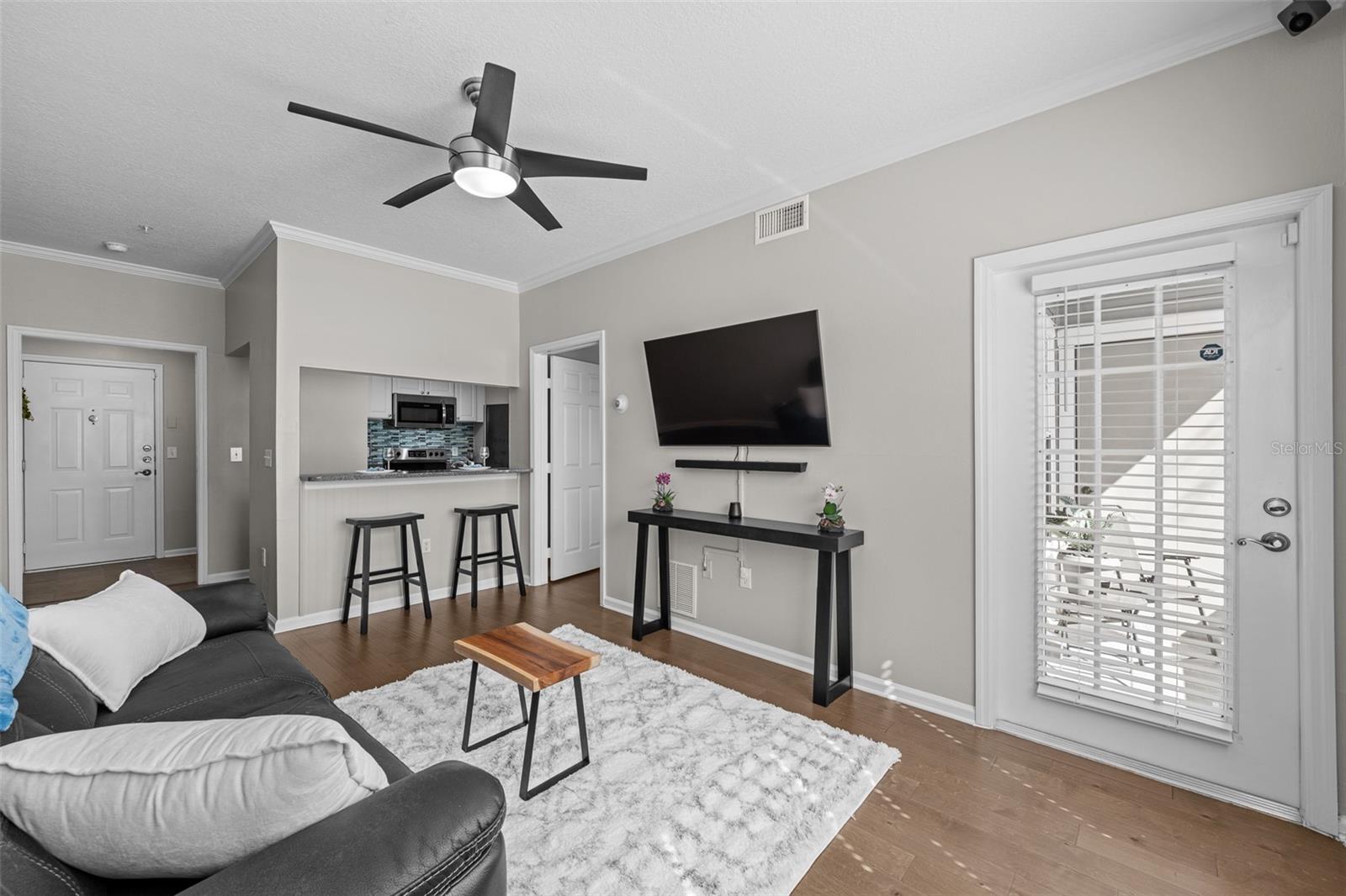 800 S DAKOTA AVE #221