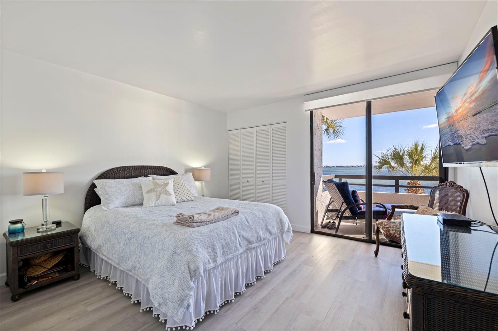 5700 MARINER ST #305