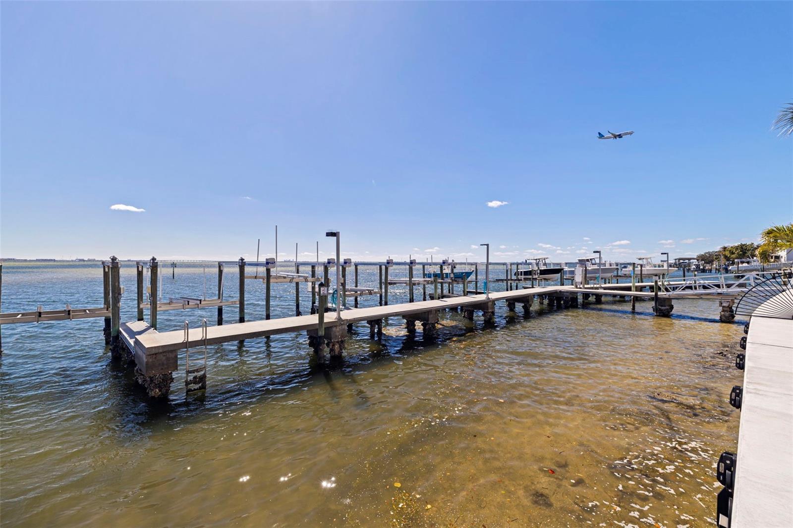 5700 MARINER ST #305