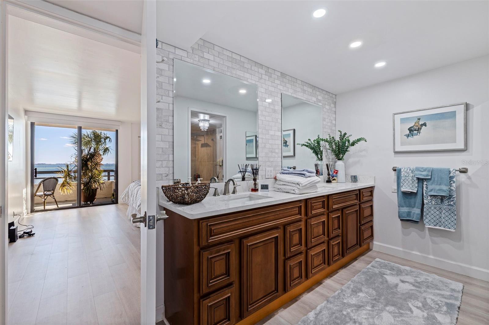 5700 MARINER ST #305