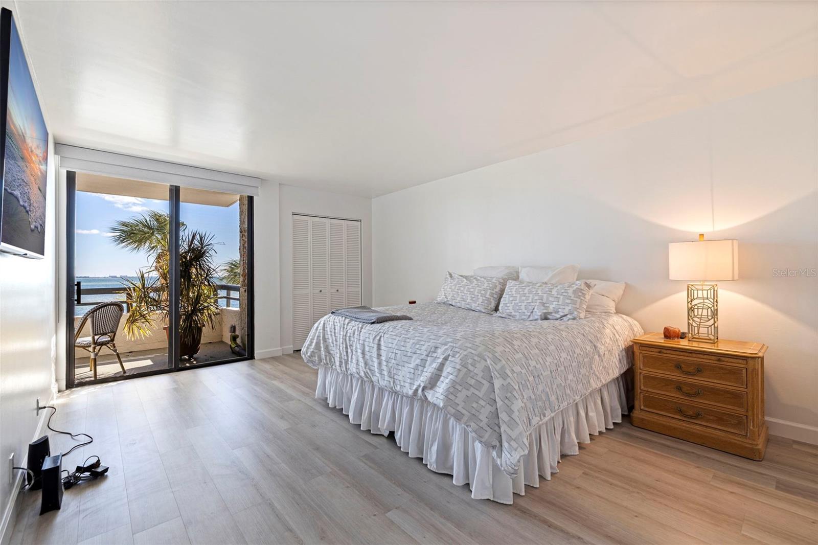 5700 MARINER ST #305