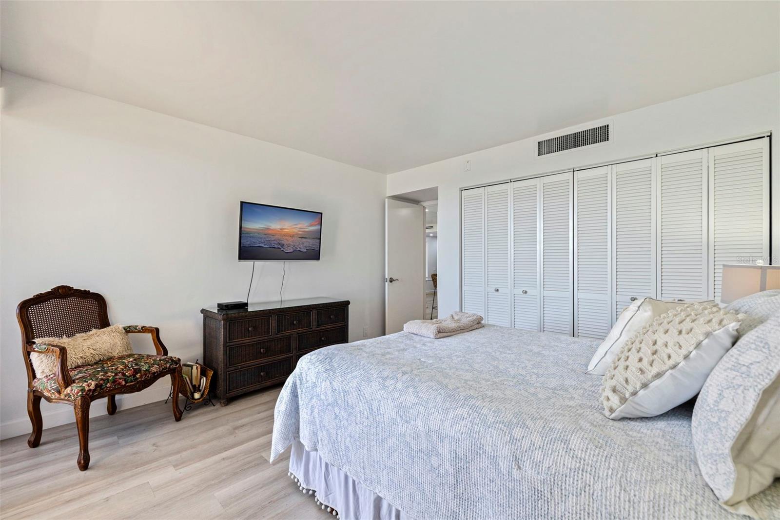 5700 MARINER ST #305