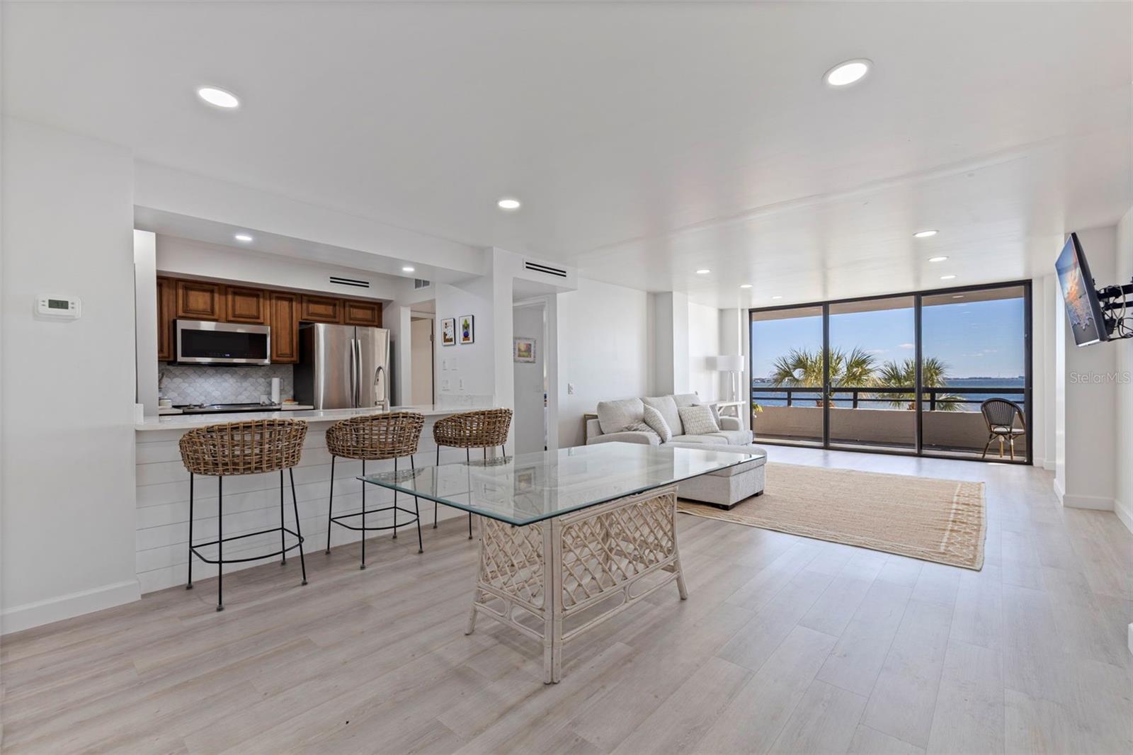 5700 MARINER ST #305