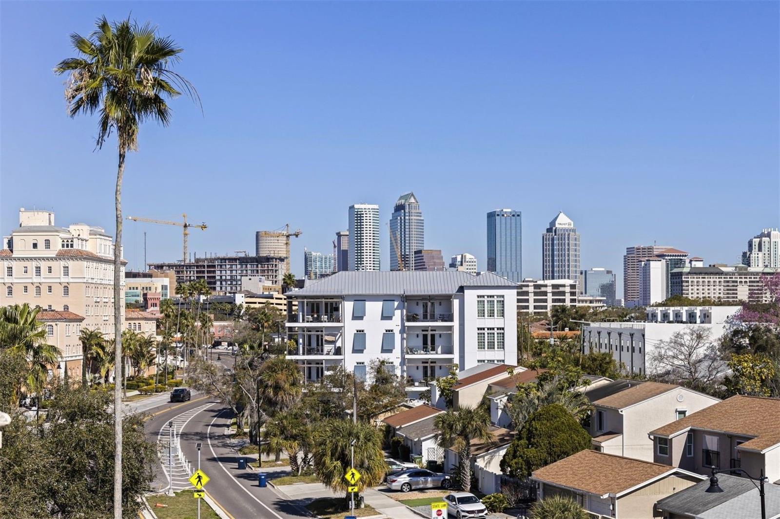 114 E DAVIS BLVD #4