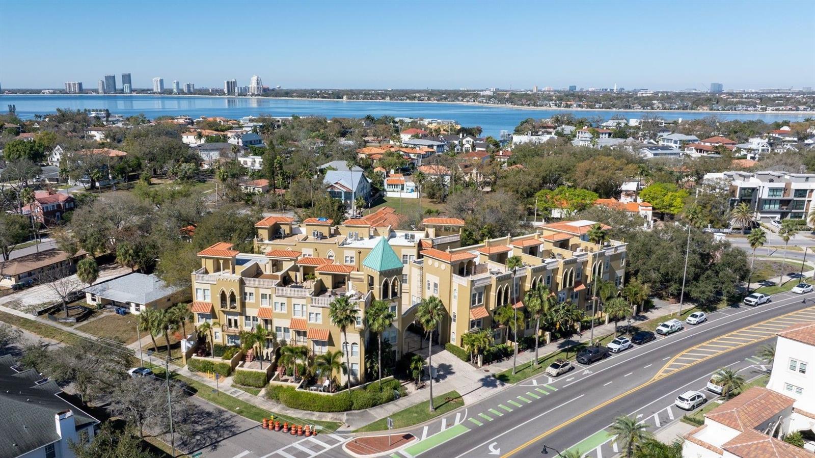 114 E DAVIS BLVD #4