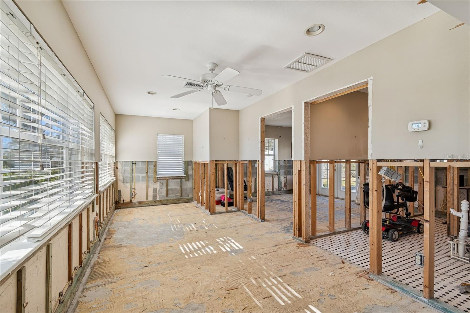 19 SANDPIPER RD