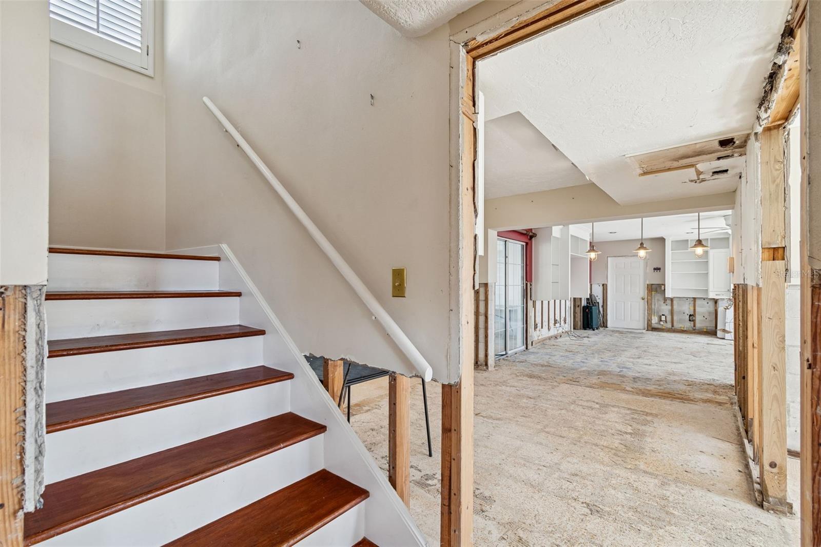 19 SANDPIPER RD