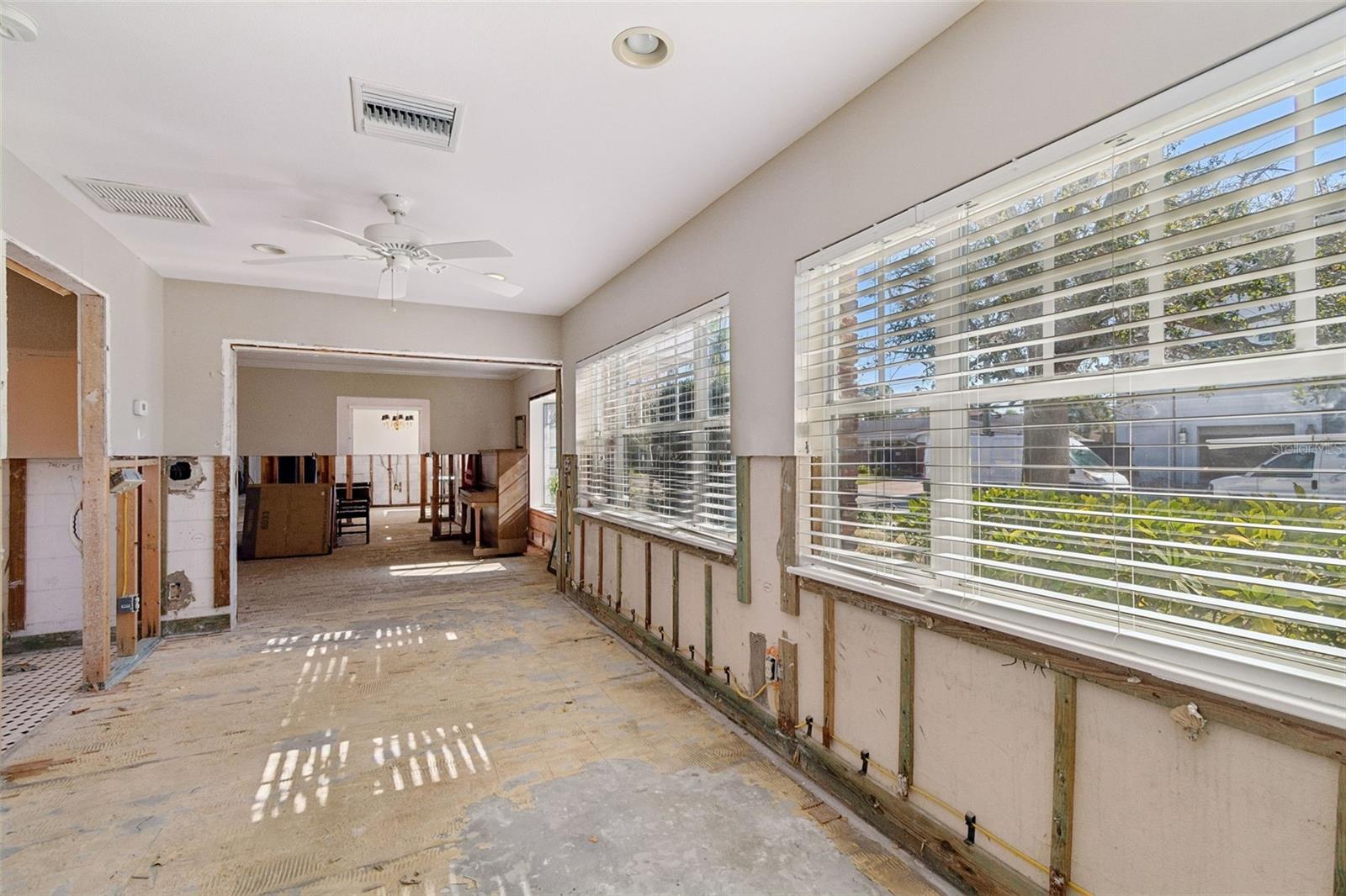 19 SANDPIPER RD