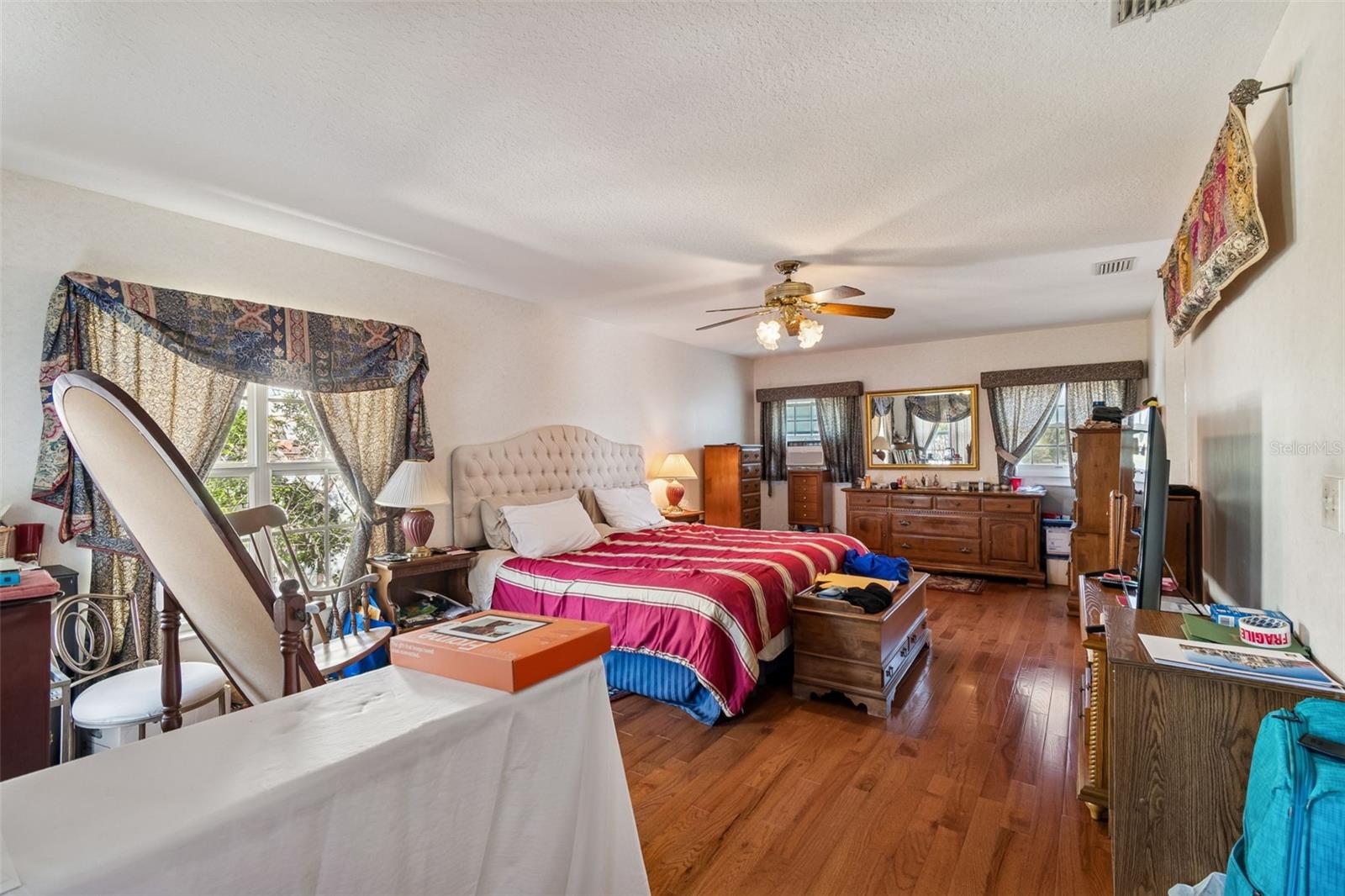 19 SANDPIPER RD
