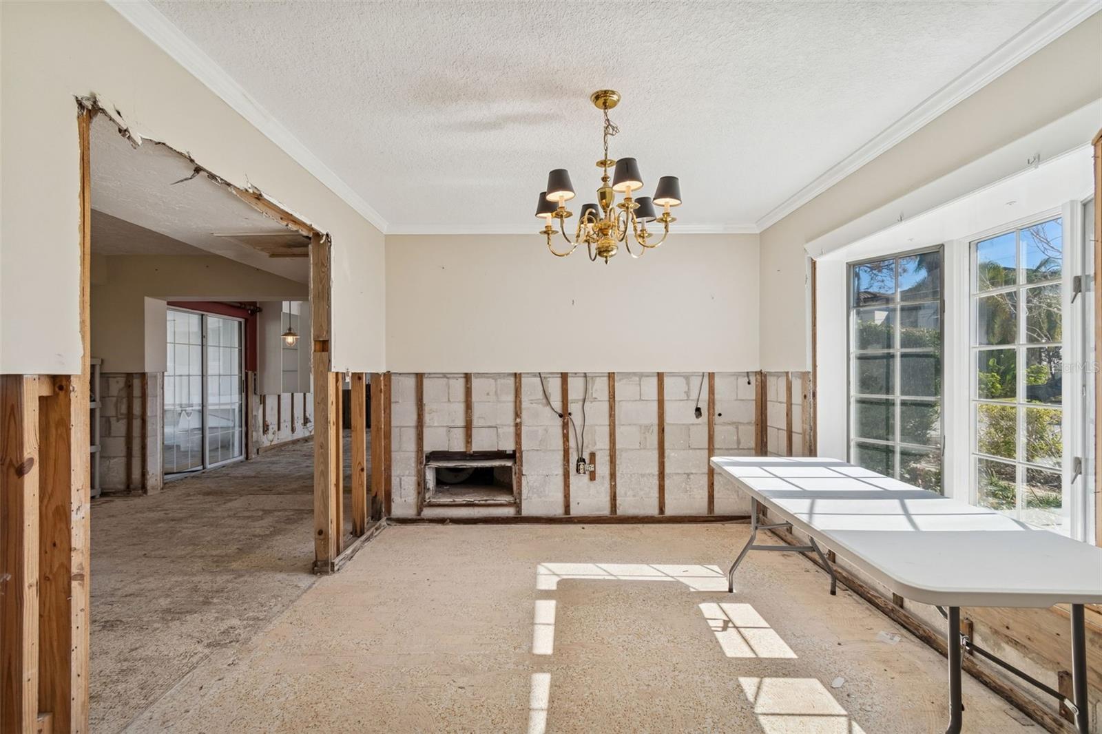 19 SANDPIPER RD