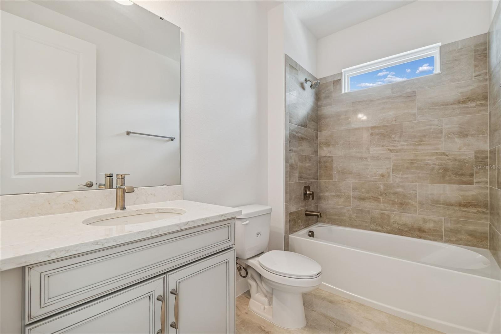 958 SIGNET DR