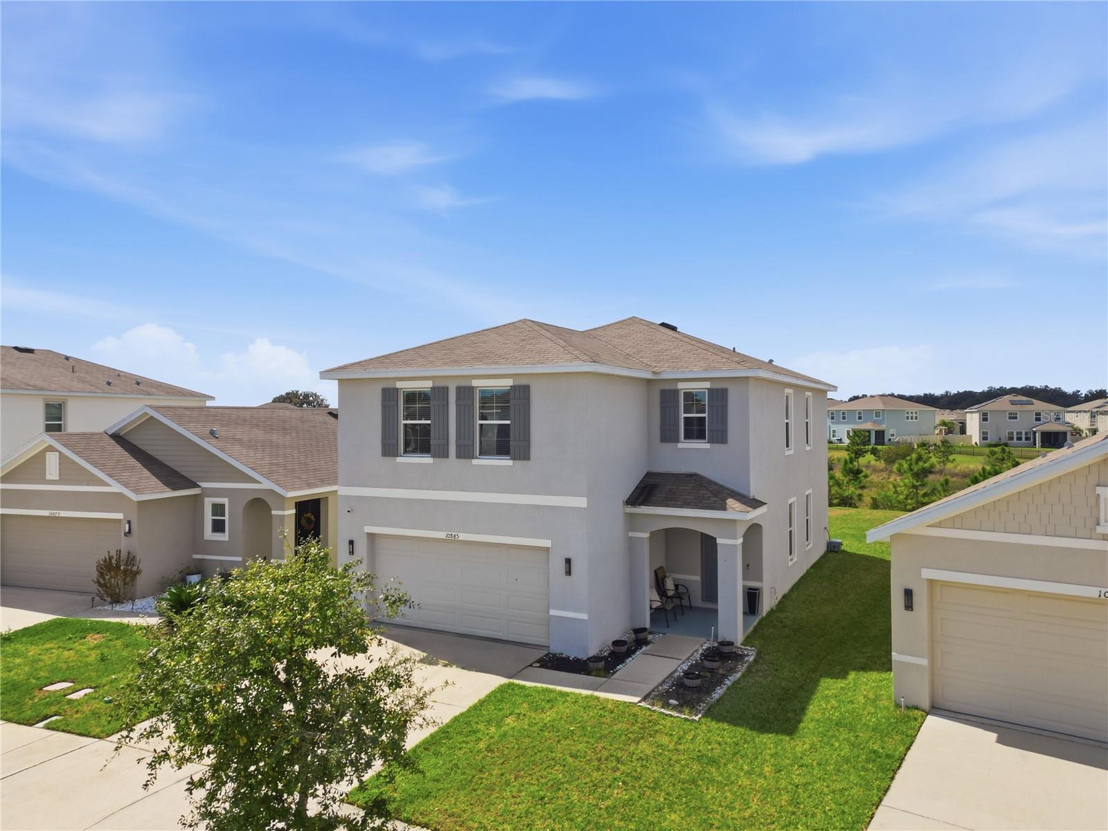 10885 PENNY GALE LOOP