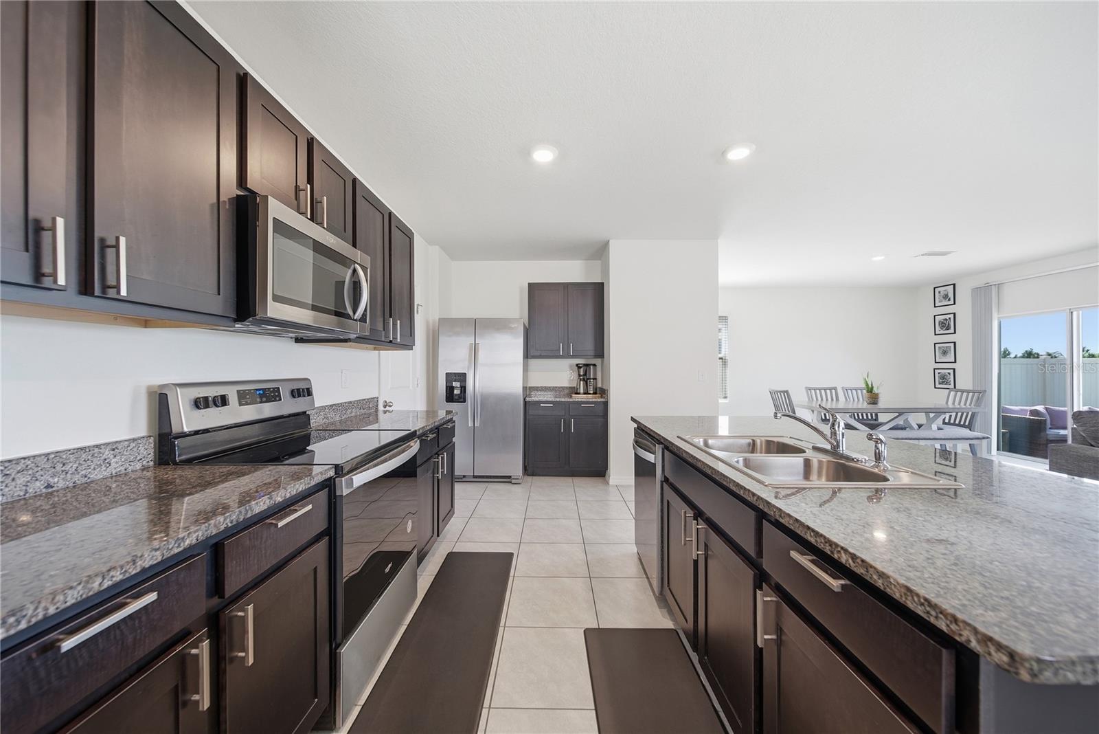 10885 PENNY GALE LOOP