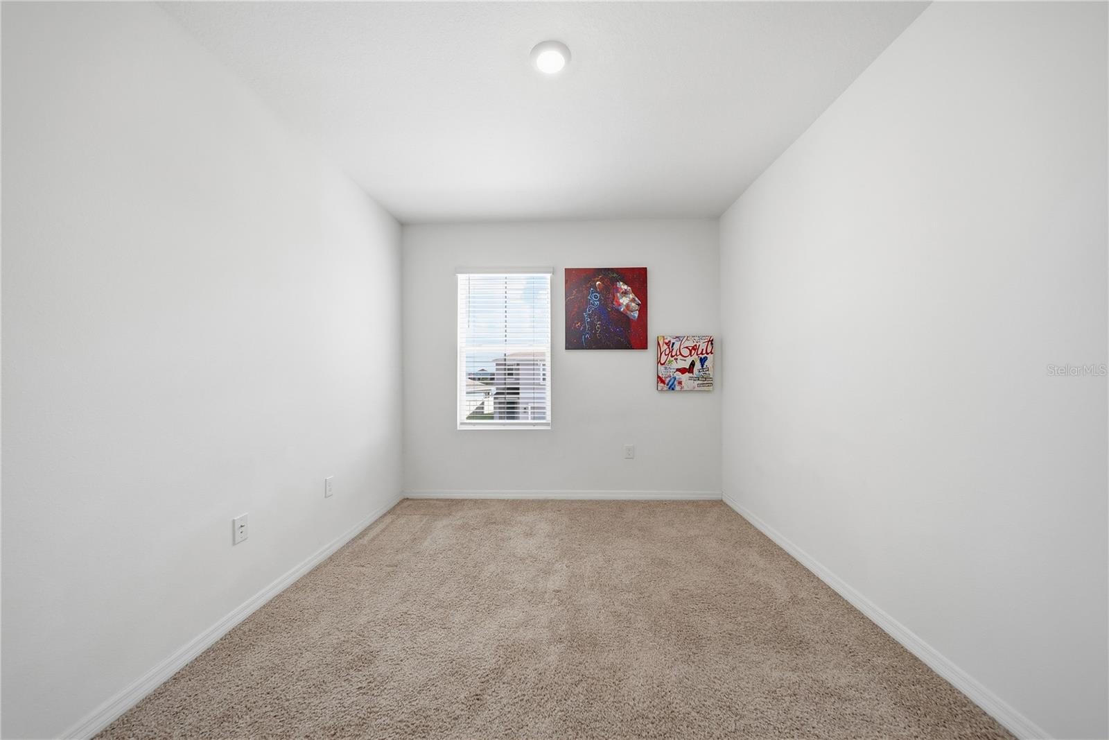 10885 PENNY GALE LOOP