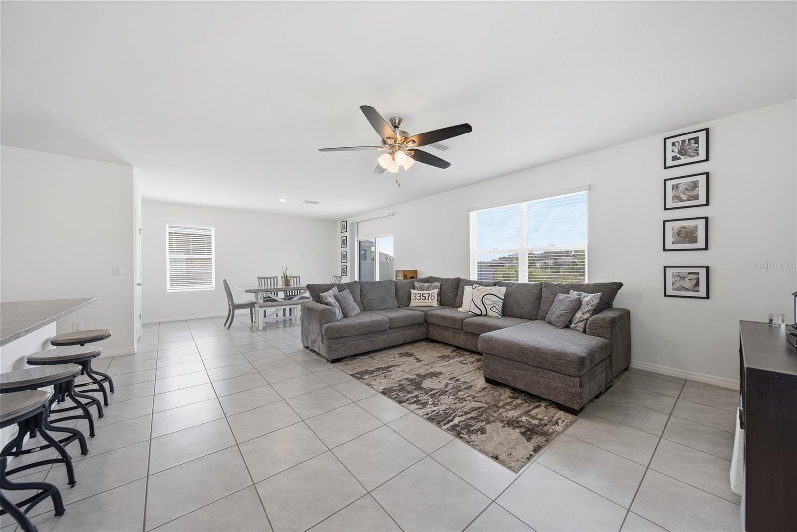 10885 PENNY GALE LOOP