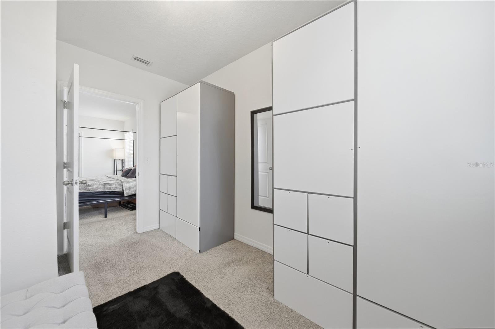 10885 PENNY GALE LOOP