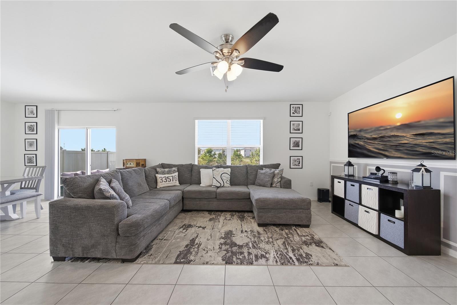 10885 PENNY GALE LOOP