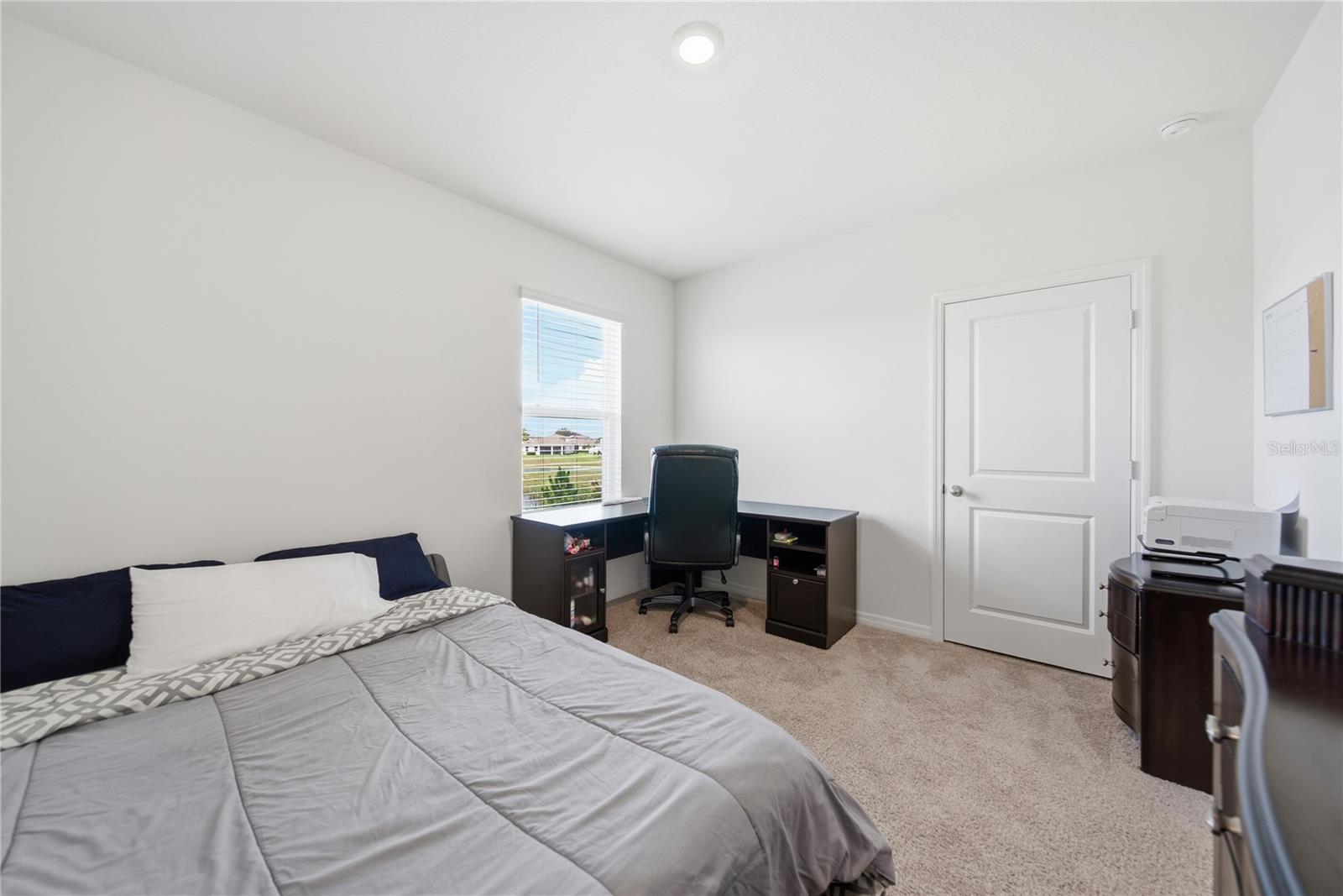 10885 PENNY GALE LOOP