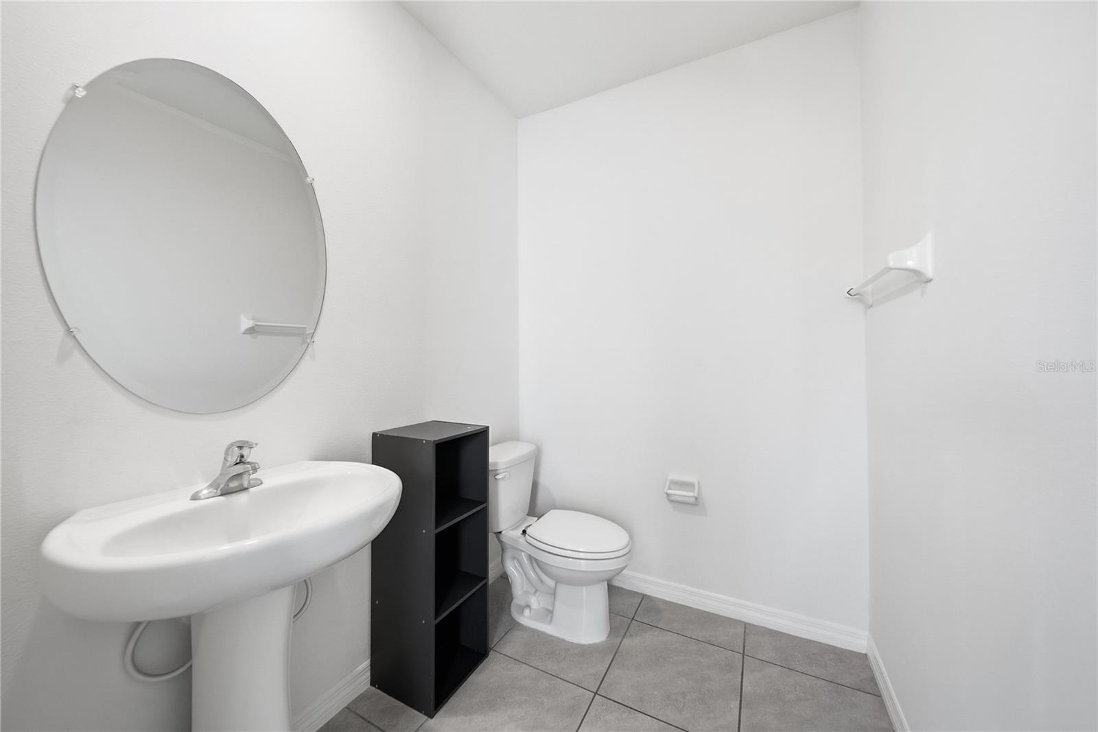 10885 PENNY GALE LOOP