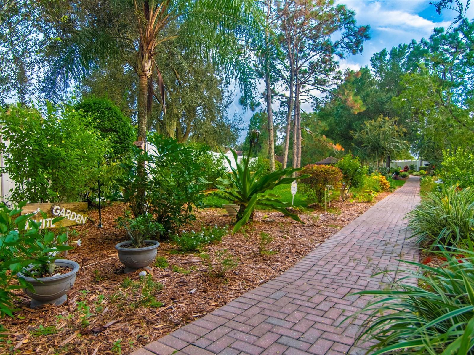 21523 WOODSTORK LN