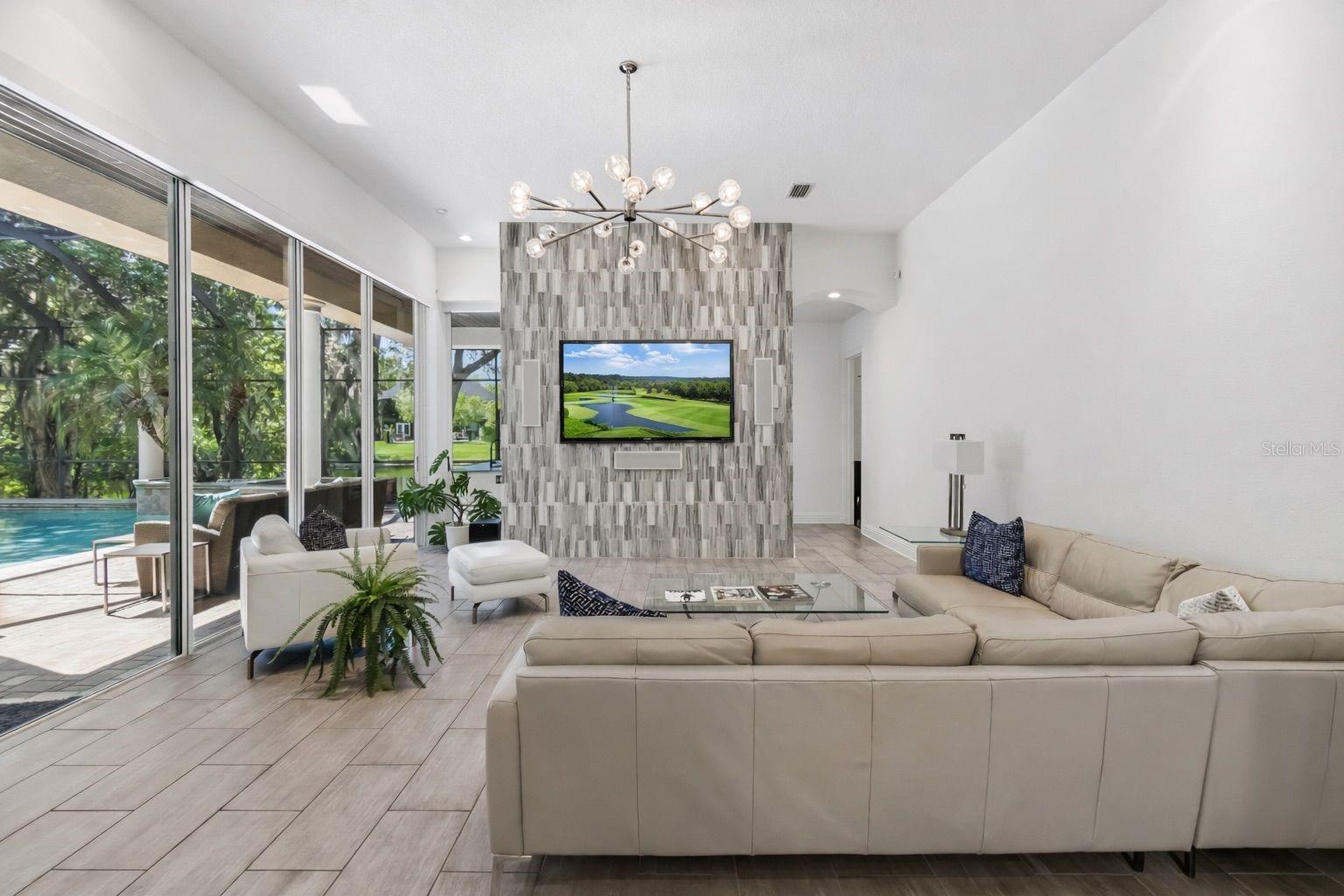 17008 MADRES DE AVILA