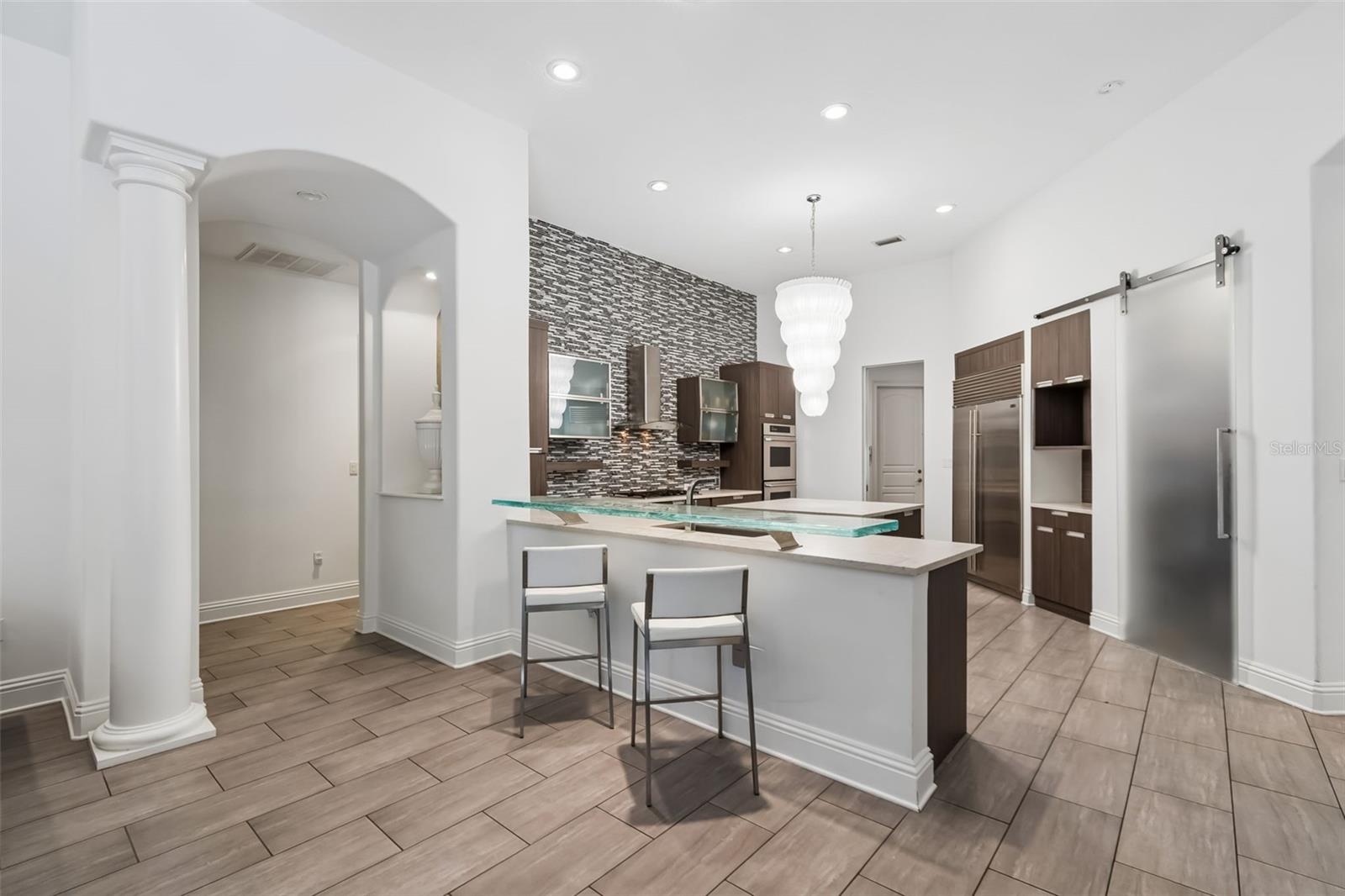 17008 MADRES DE AVILA