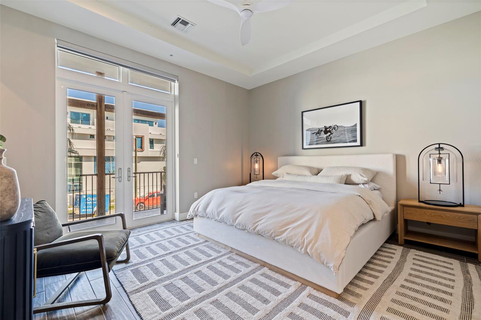 91 DAVIS BLVD #201