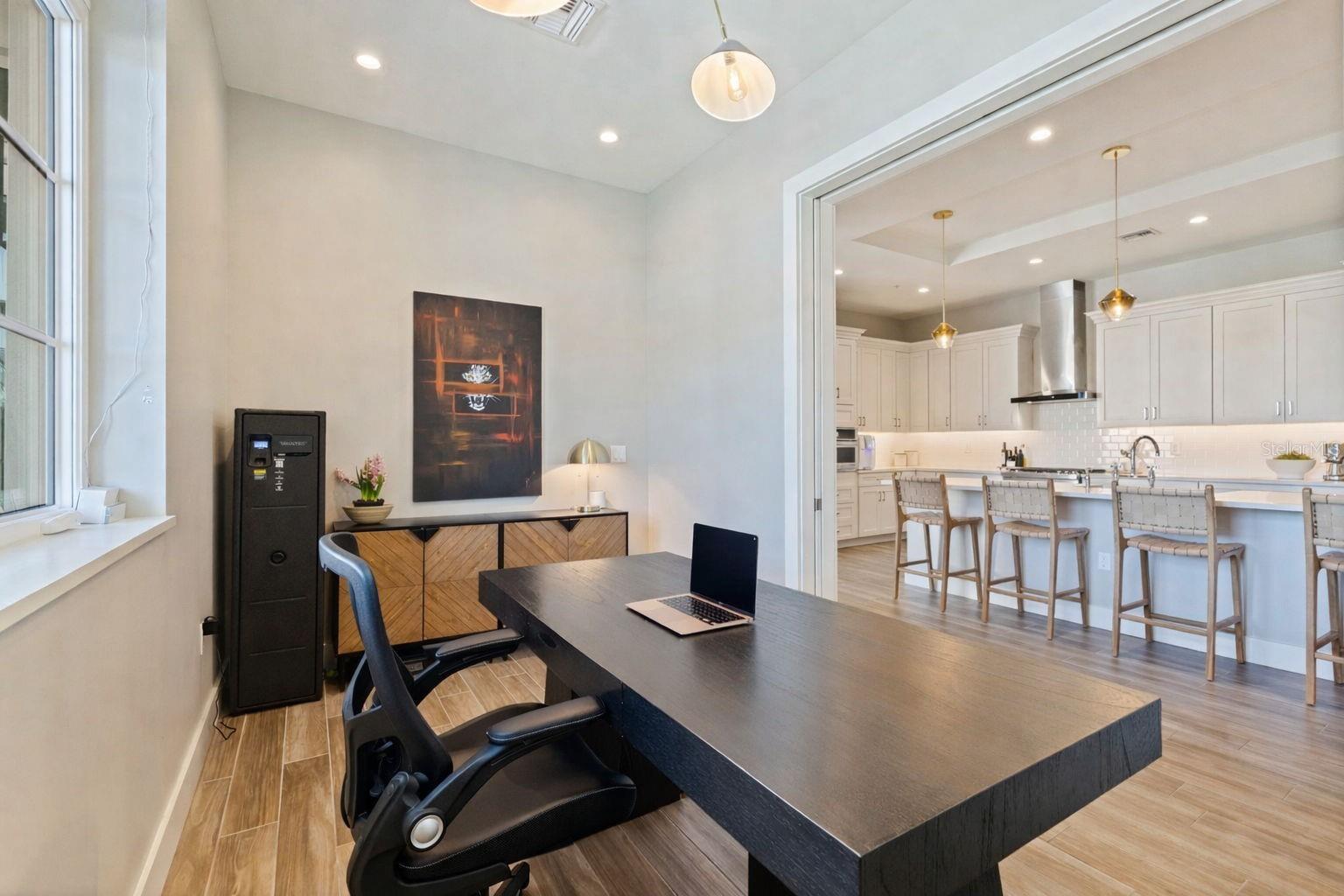 91 DAVIS BLVD #201