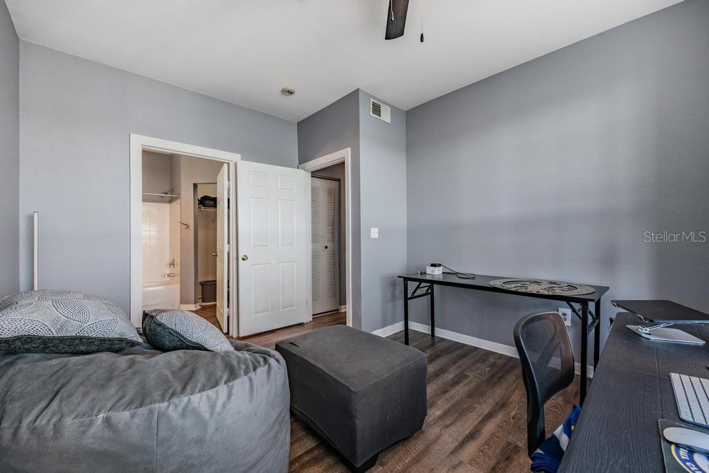 9552 LAKE CHASE ISLAND WAY #9552