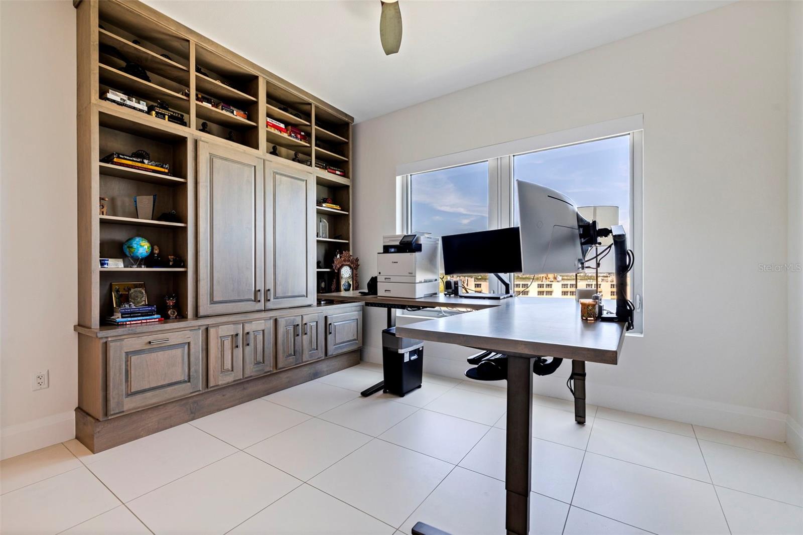 2910 W BARCELONA ST #1501