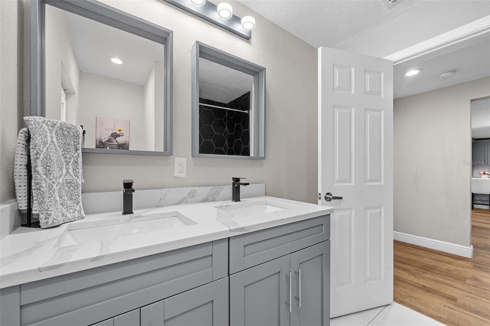 3301 W BALLAST POINT BLVD