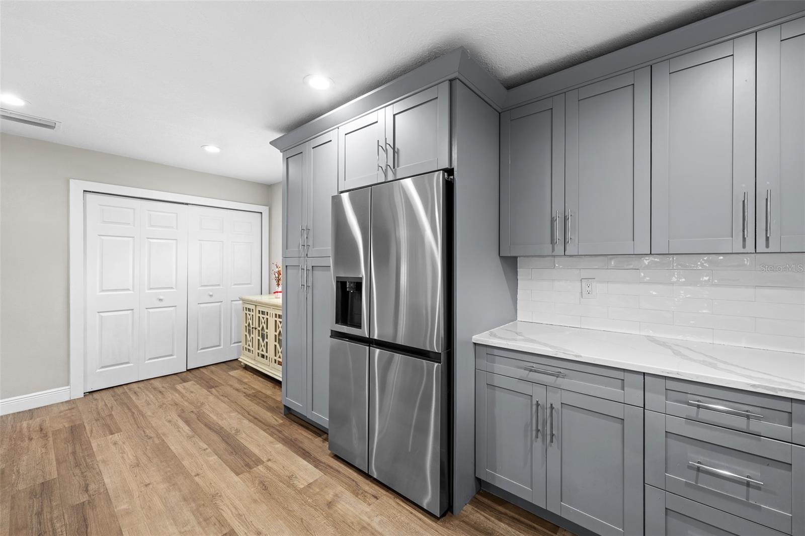 3301 W BALLAST POINT BLVD