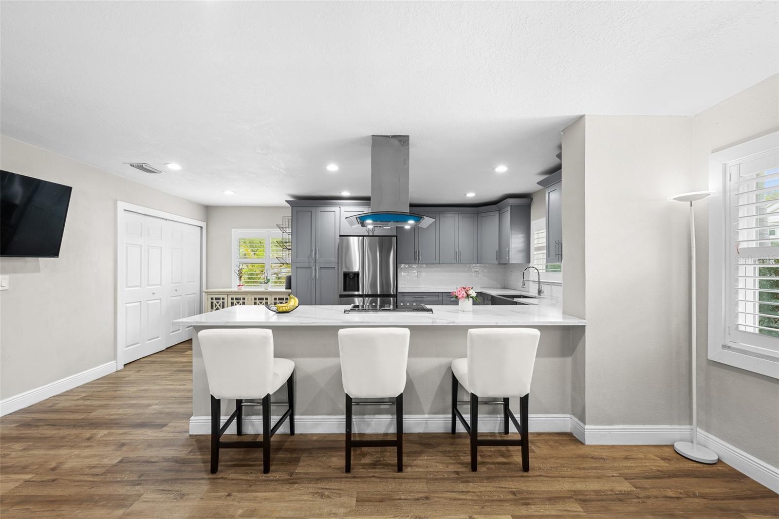 3301 W BALLAST POINT BLVD