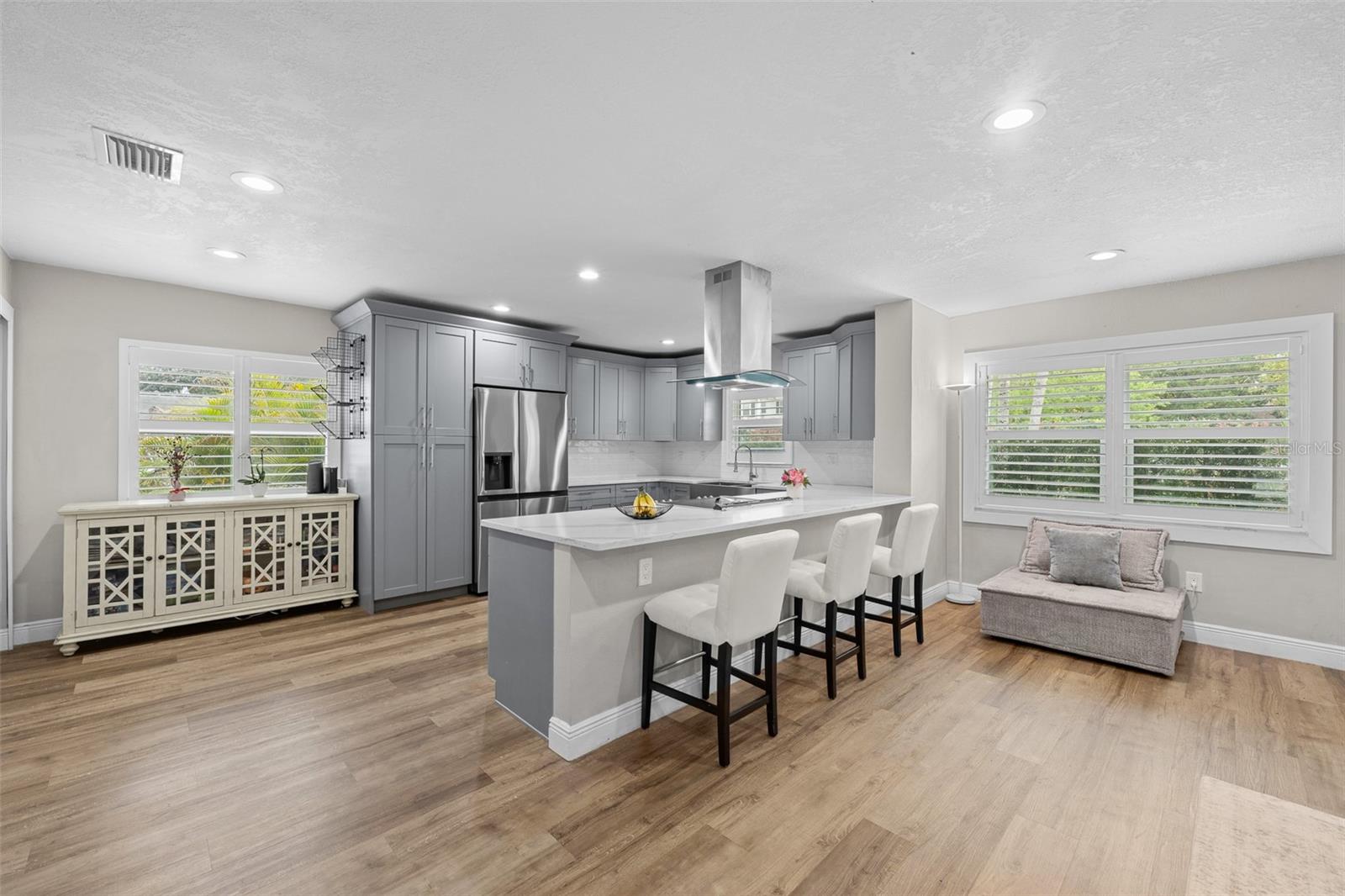 3301 W BALLAST POINT BLVD