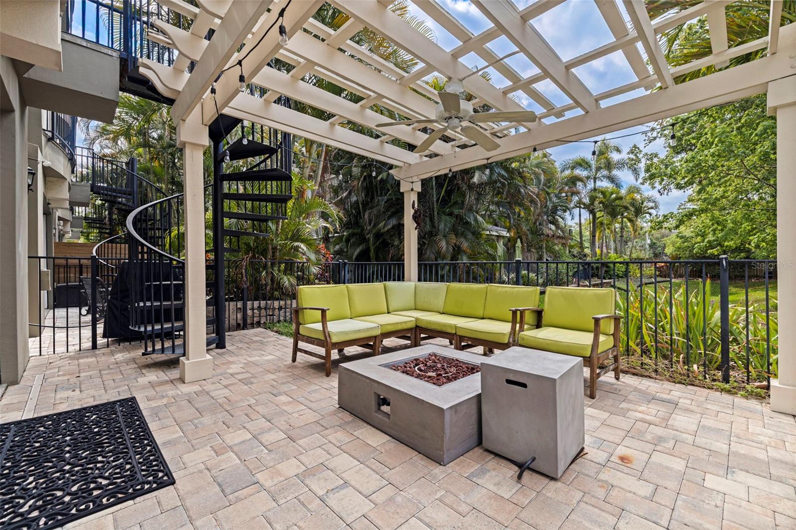 2602 W DE LEON ST #4