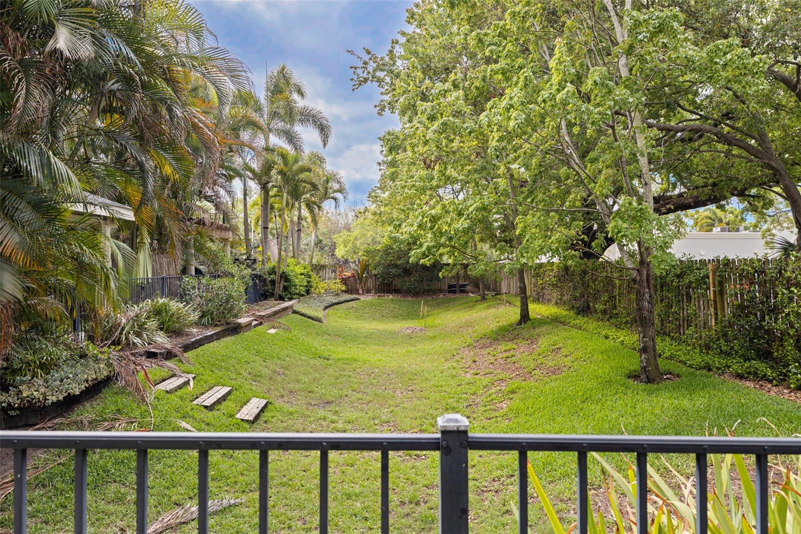 2602 W DE LEON ST #4