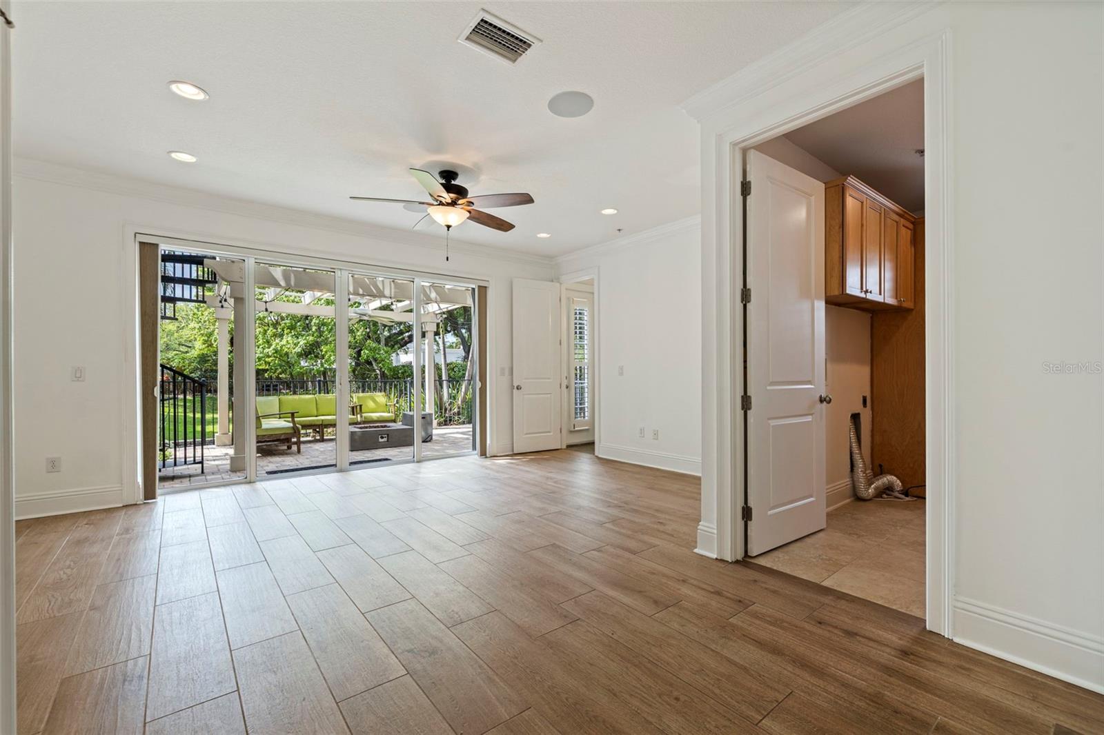 2602 W DE LEON ST #4