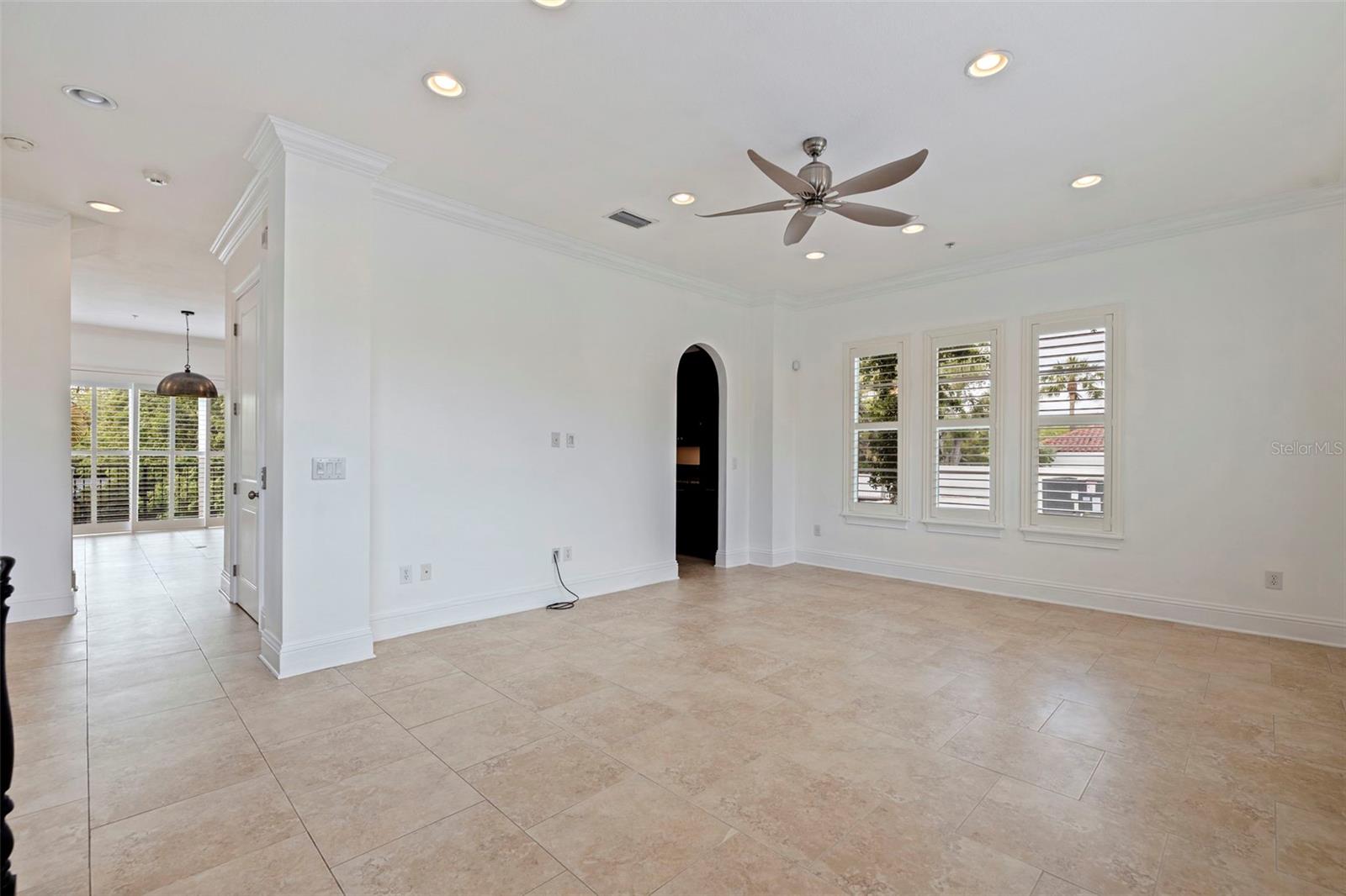 2602 W DE LEON ST #4